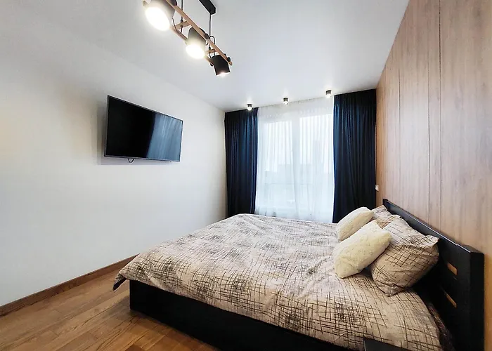 новобудова місто трав, р-н вікторії гарденс * לבוב