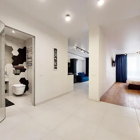 новобудова місто трав, р-н вікторії гарденс Apartment Lemberg