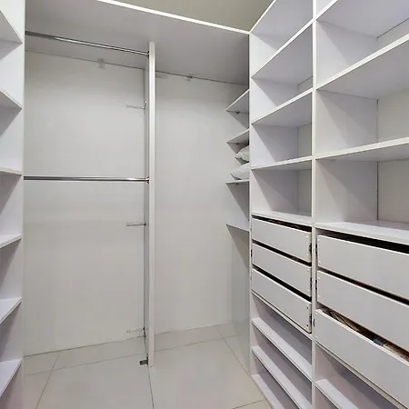 новобудова місто трав, р-н вікторії гарденс *