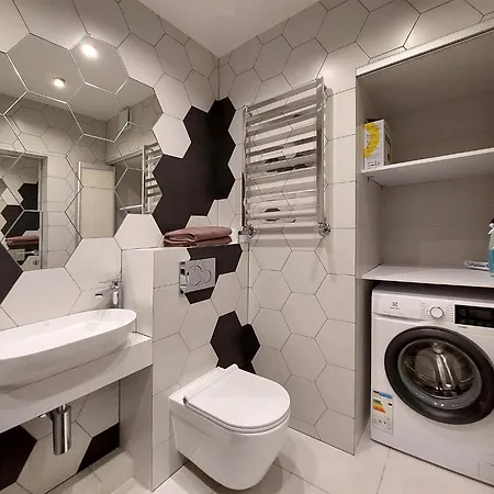 Apartment новобудова місто трав, р-н вікторії гарденс Lemberg