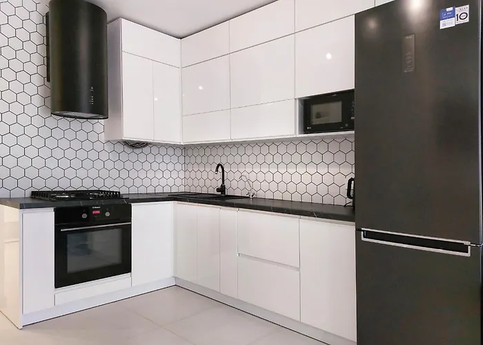 новобудова місто трав, р-н вікторії гарденс Apartamento Leópolis